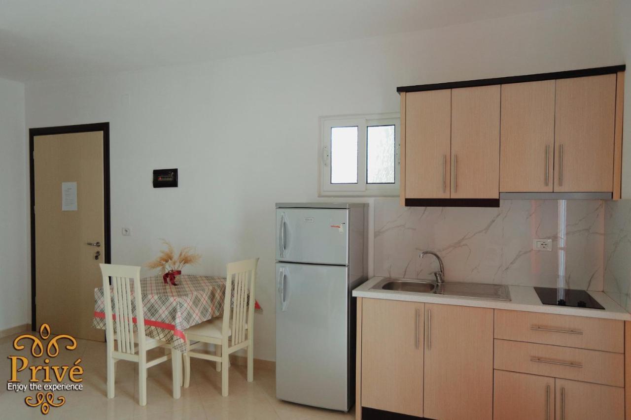 Prive Hotel And Apartment Ksamil Exterior foto